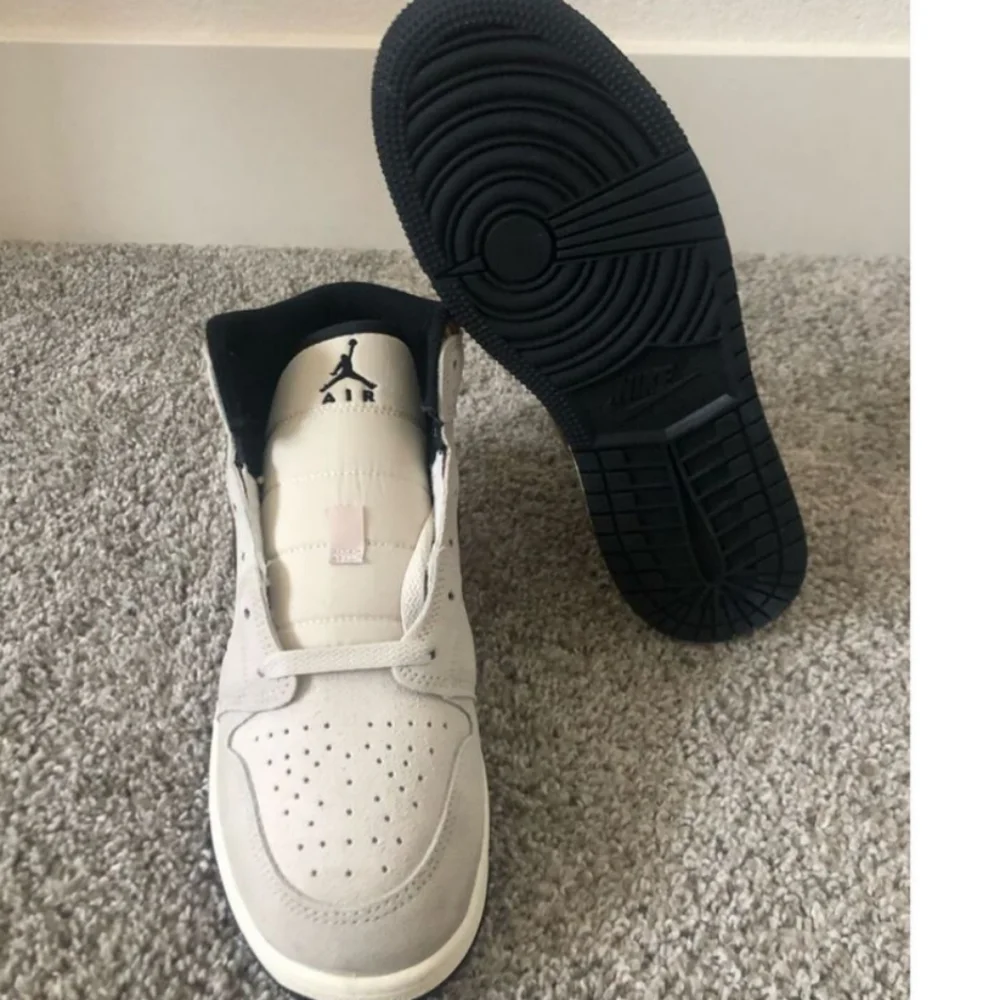 Nike Air Jordan 1 Mid SE Brown Elephant Light Sneakers 7Y